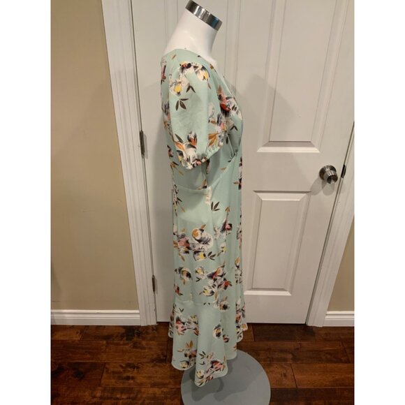 Lauren Ralph Lauren Light Green Floral V-Neck Maxi Dress, Size 12 - Picture 4 of 7